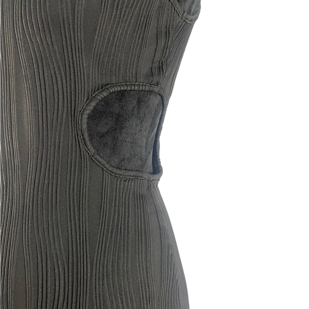 Elegant Maxi Black One-Shoulder Dress, cut out side, Sleeveless,Large,New - Picture 3 of 6